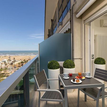 Artis Appartamento Rimini Exteriér fotografie